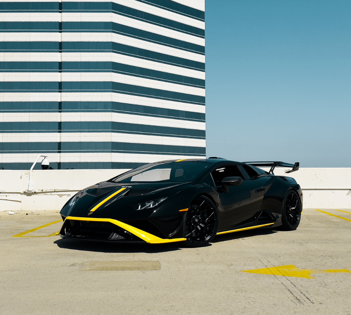 Exotic car dealers San Diego buying and selling luxury cars