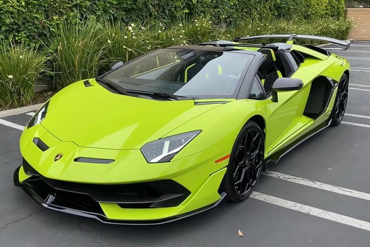 How an exotic car broker helps sell luxury cars