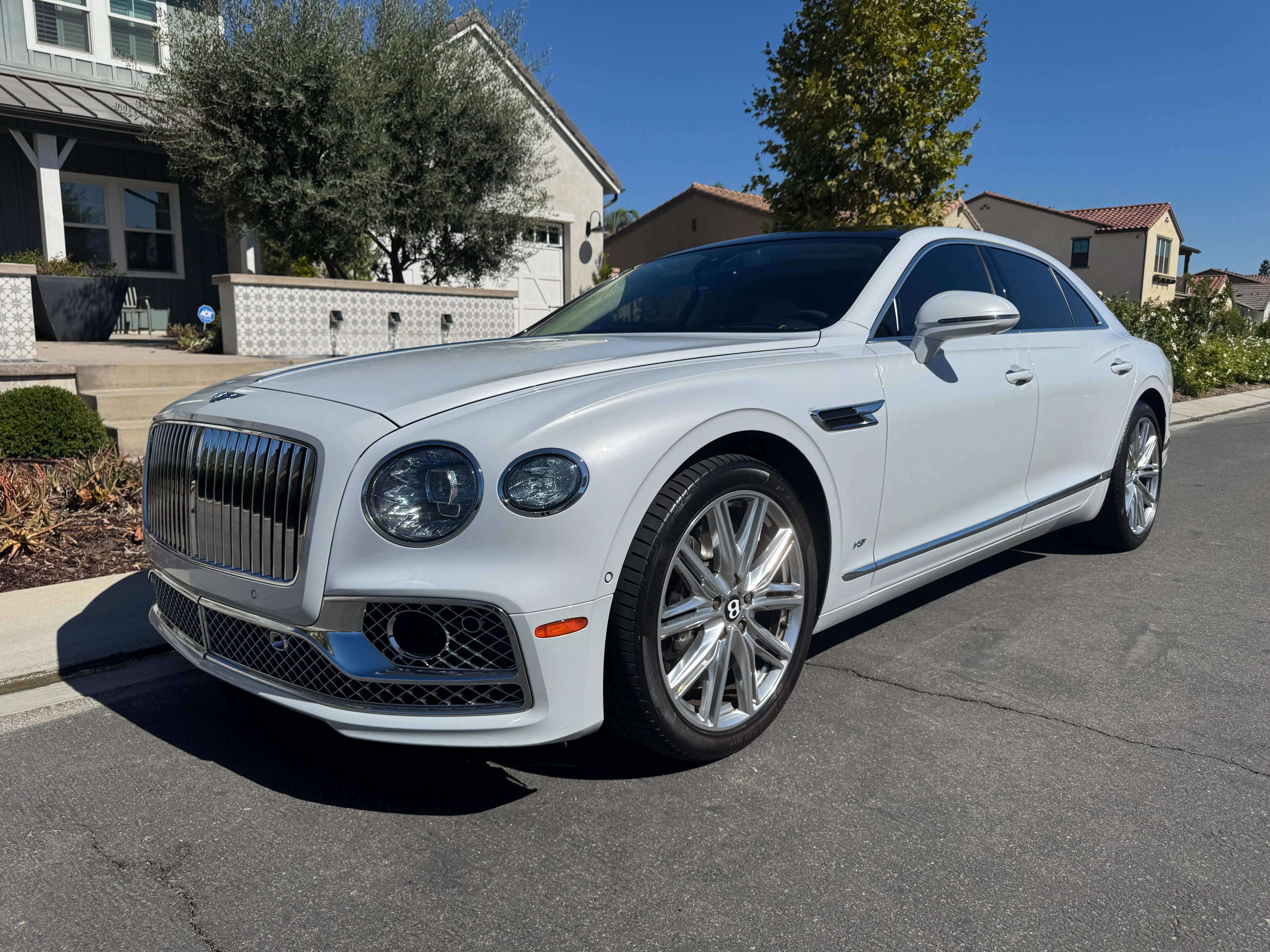 Luxury and exotic car dealers in San Diego, CA